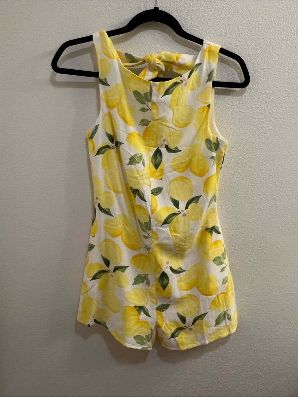 NWT Le Lis Lemon Romper Size XS